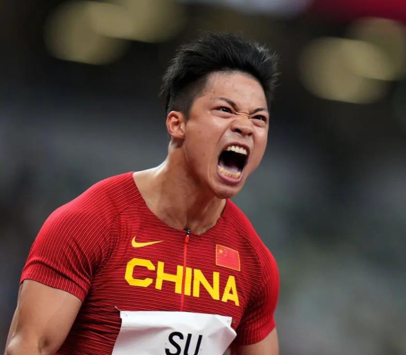 苏炳添最后关头救险，勇士力保胜局拿下系列赛